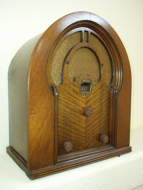 Philco 52 radio