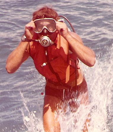 Yoel Levi, Diego Garcia
                Diver, 1975