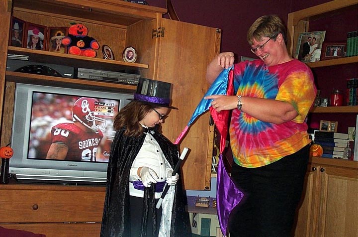 Never Ending Scarf Magic Trick