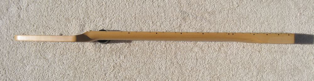 メーカー不明ストラトキャスター 93Maple07.JPG