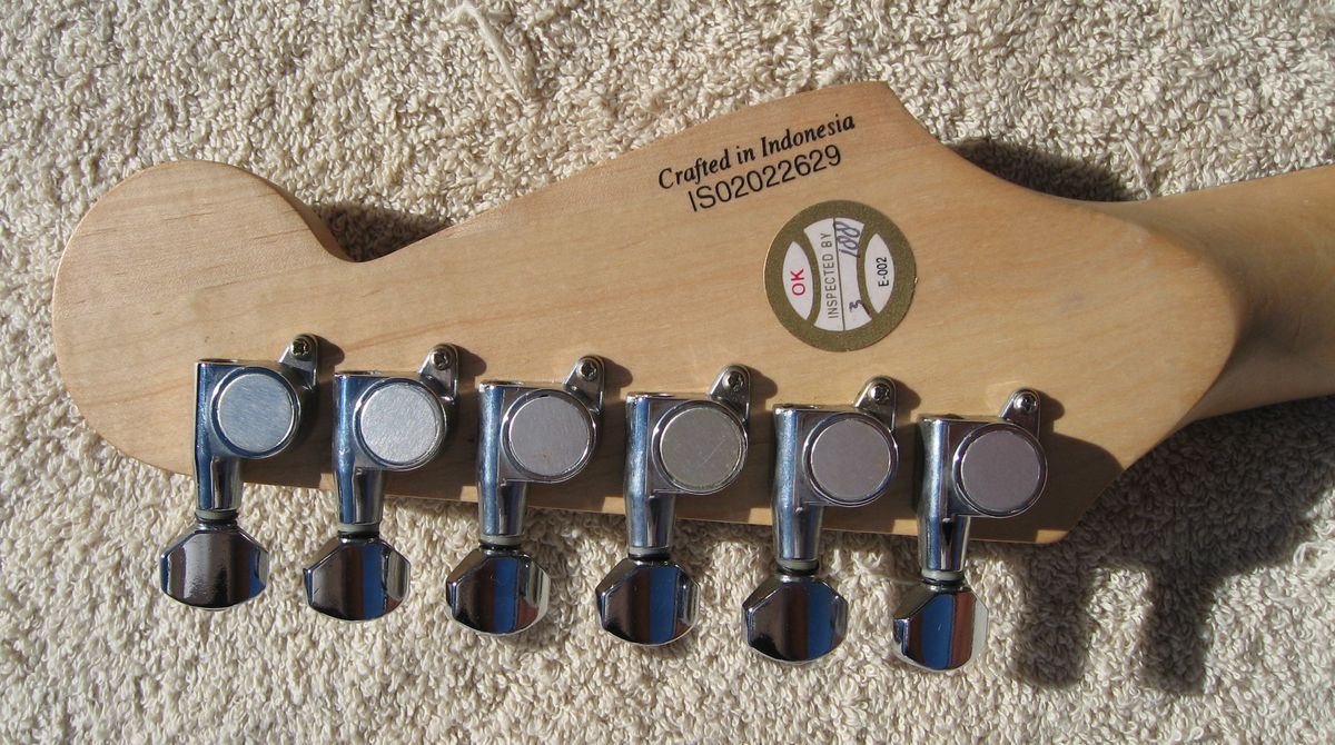 squier ストラトキャスター　2002年製 squier ストラトキャスター 2002年製 Fender Squier 20th Anniversay