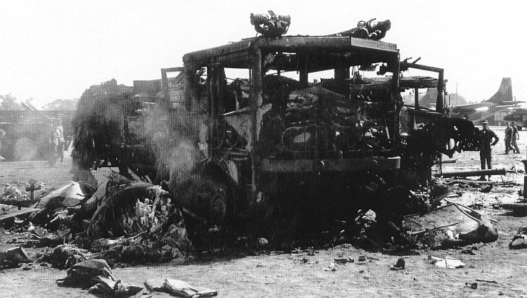 USAF American LaFrance 0-11A Fire Truch destroy
                    in attach on Da Nang, 1966